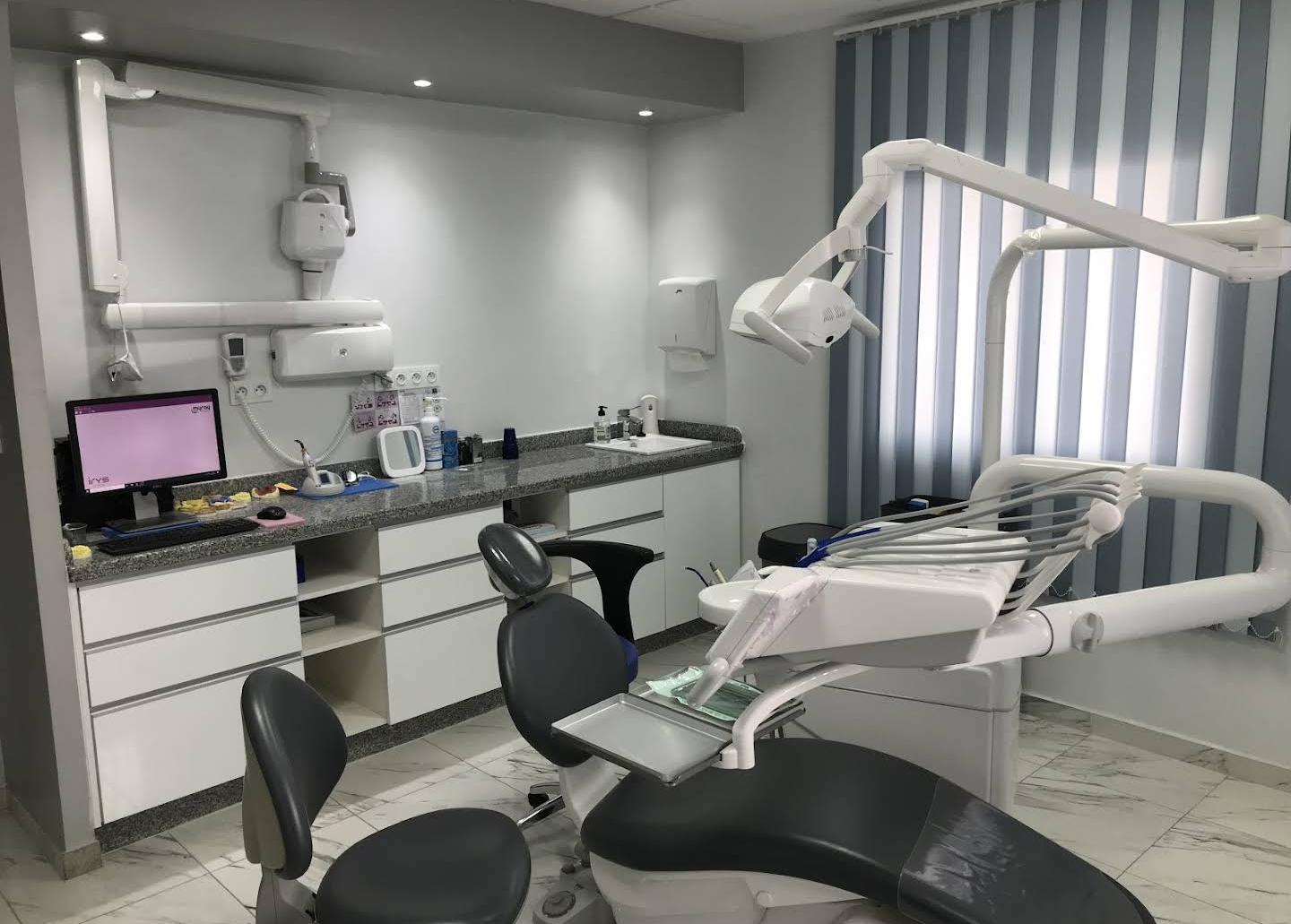 Espace patient chaleureux et apaisant